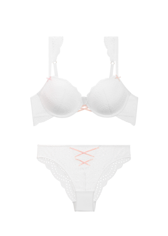 ARIA Plus White Lace Lingerie Set