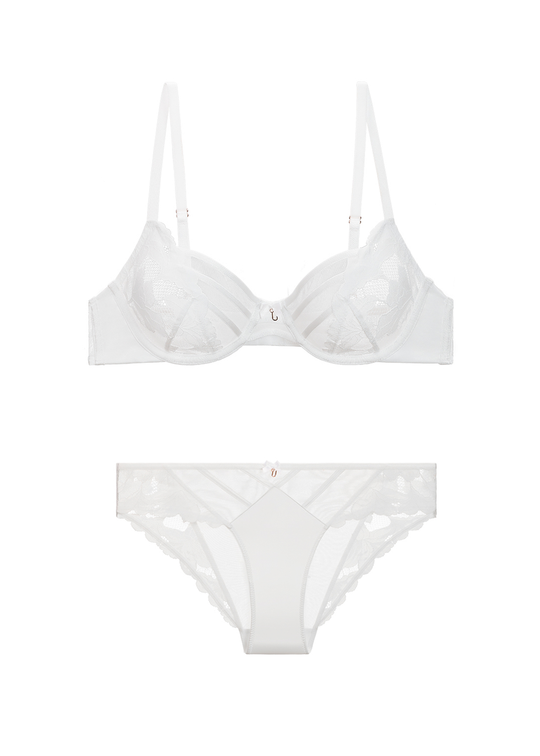 FLORA Plus White Seductive Lace Lingerie Set