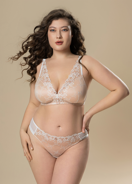 JESSA Plus White Lace Triangle Plunge Wireless Bra