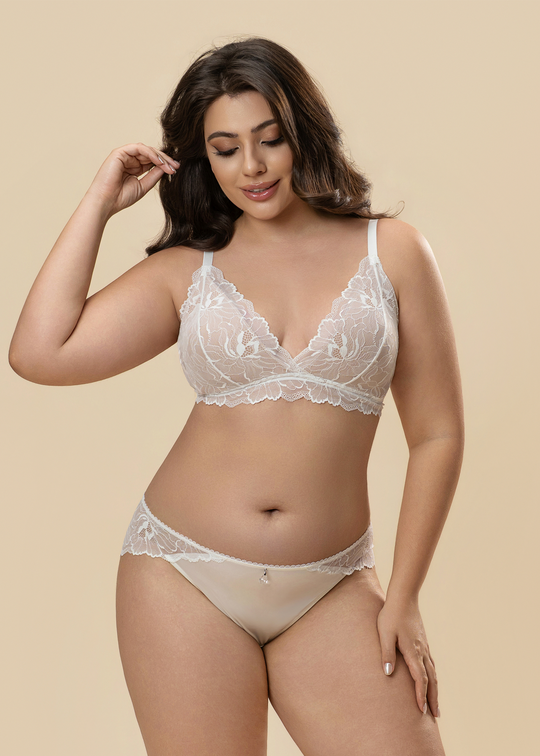 LANA Plus White Lace Wireless Bralette Bra