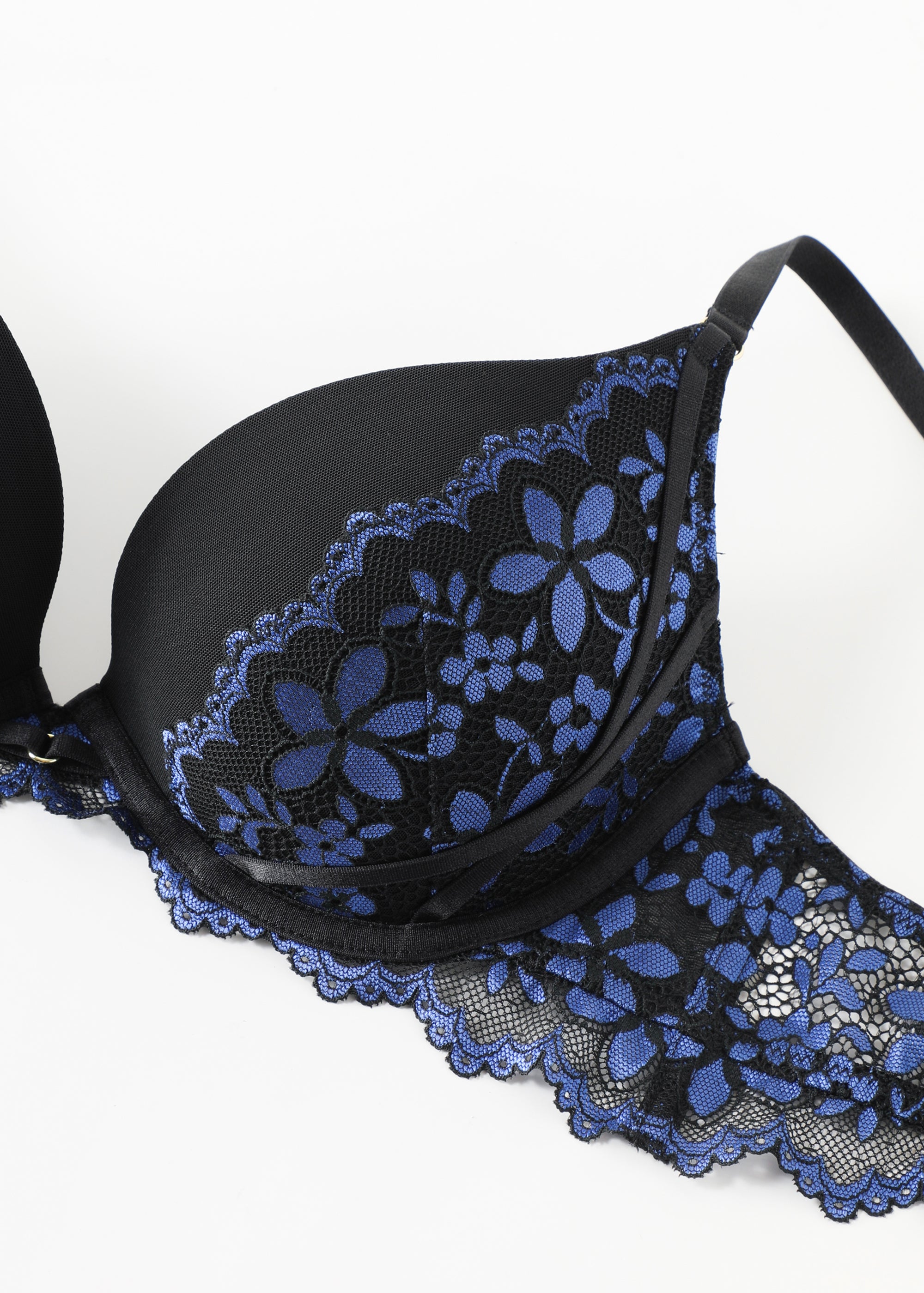 DesireSculpt – Black Floral Push-Up Bra main image 0