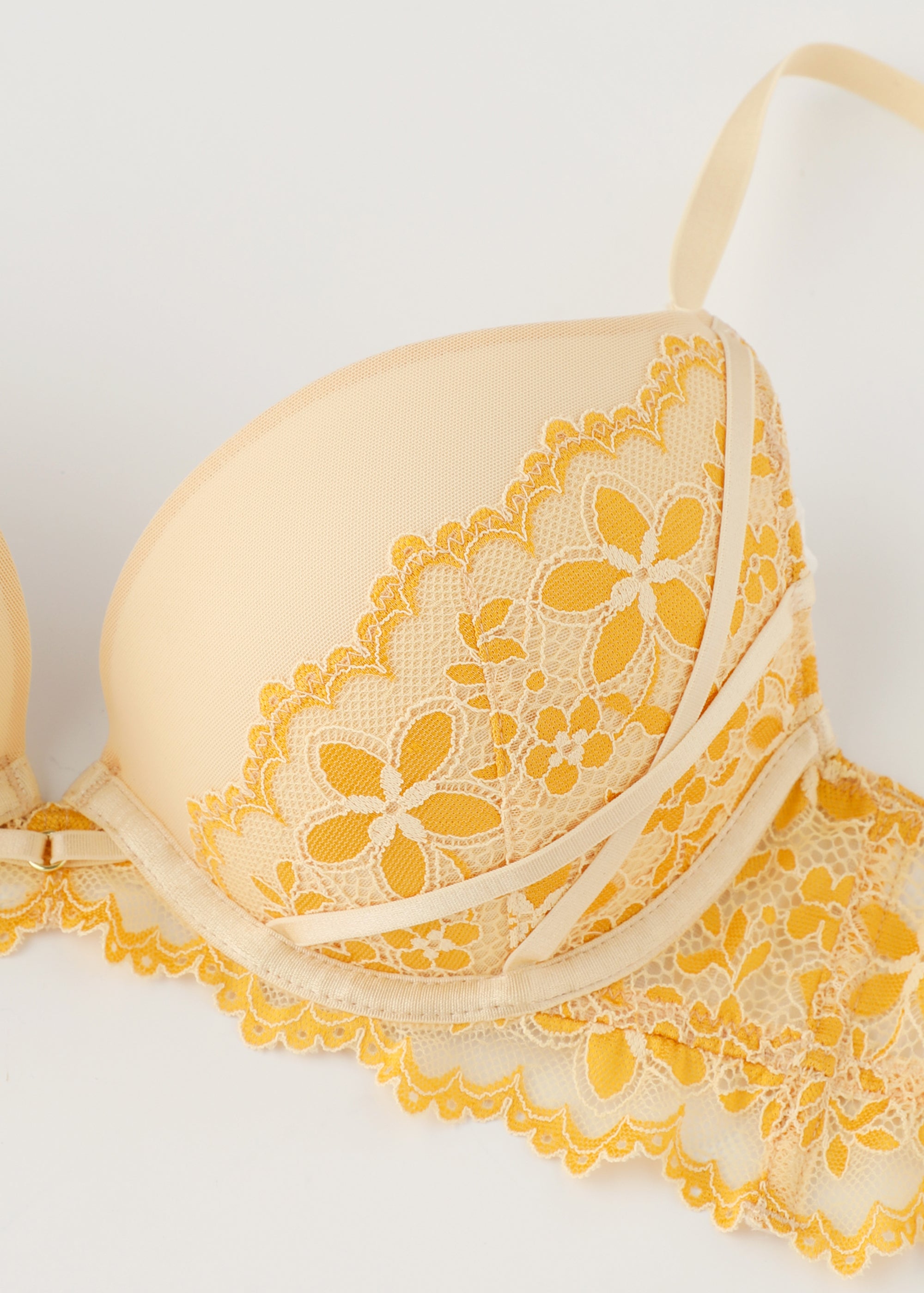 New Yellow Lace Bra Size 36B main image 0