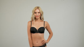 Essential Bodywear Piper Push-Up Bra #8518 • 32C • Black / Lace • NEW With  Tags